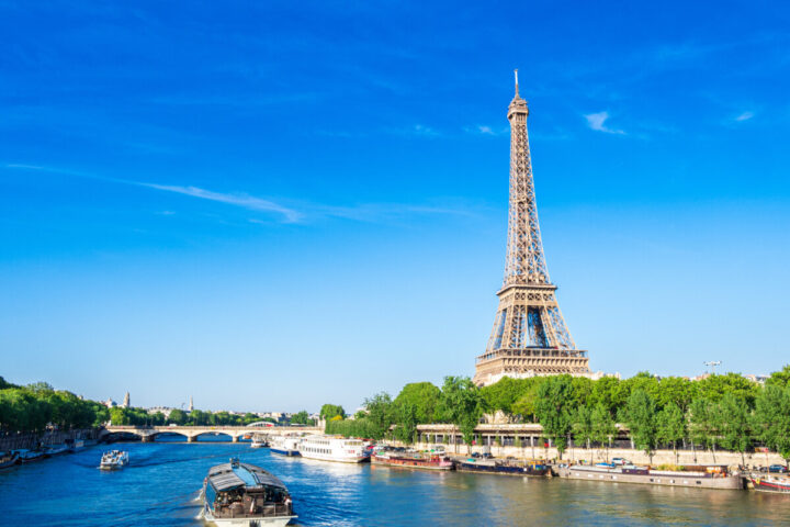 The Ultimate Paris Travel Guide: Chic and Comprehensive