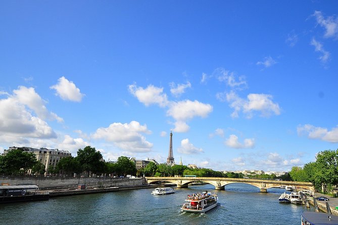 Skip-the-Line Eiffel Tower Ticket, with Crepe-tasting and Seine River Cruise