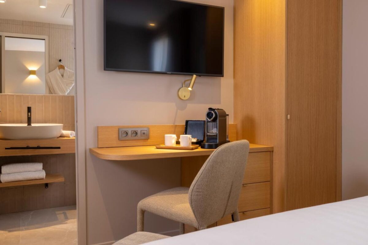 Hôtel Beige - 4 étoiles - Paris 9e