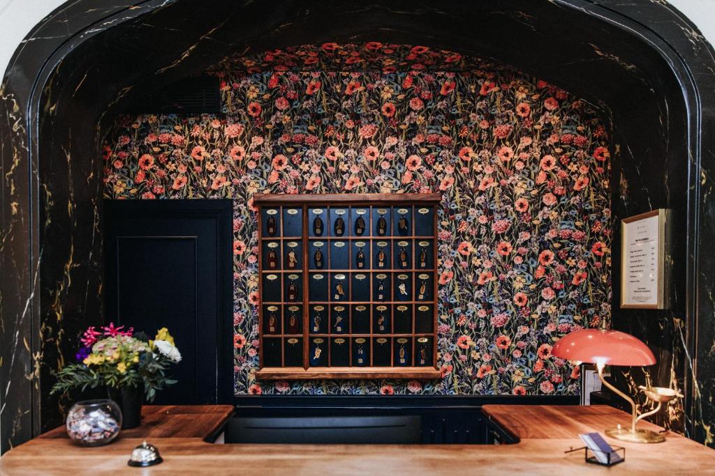 In addition to its charming accommodations and inviting amenities, Hôtel Bienvenue offers a range of special features to elevate your stay.