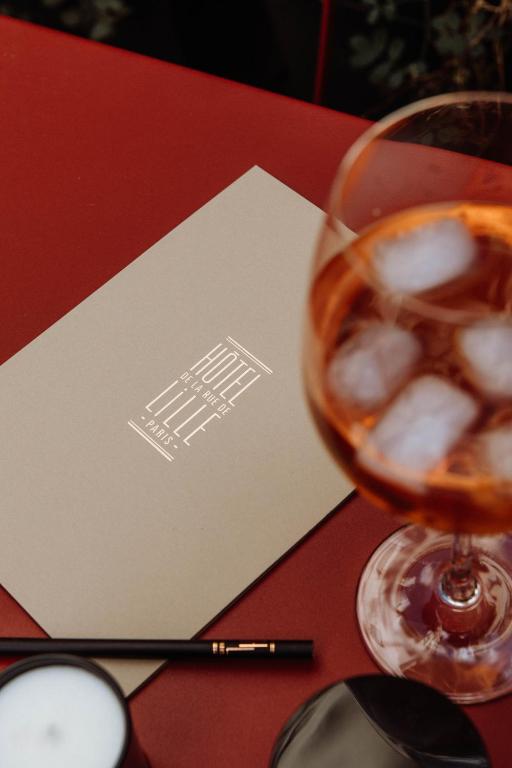 Hôtel de Lille offers exceptional value for money, standing out in price comparison with its blend of luxury and affordability.