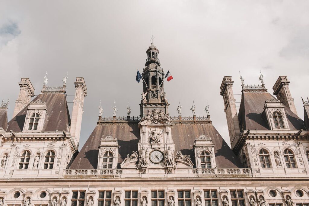 Building exterior of Hôtel de Ville, Paris