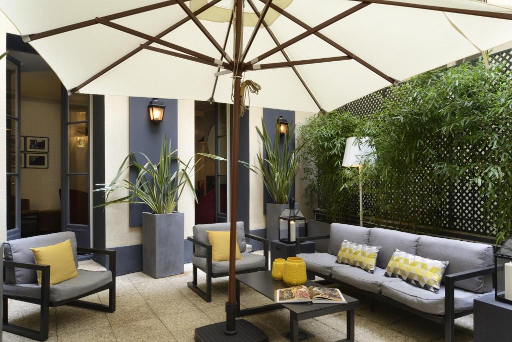 Hôtel Le Marquis by Inwood Hotels offers an array of premium amenities, including a fitness center, gourmet dining options, and personalized concierge services.