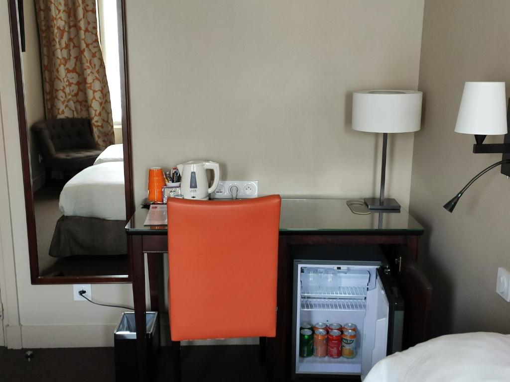 Guest reviews and insights: Gain valuable perspectives on Hôtel Le Relais Saint Charles through authentic and diverse guest testimonials