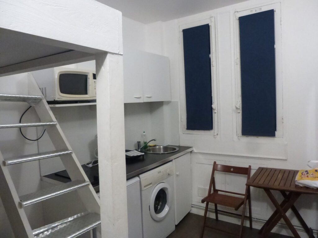 Kitchen in Hôtel Studios Phenicio