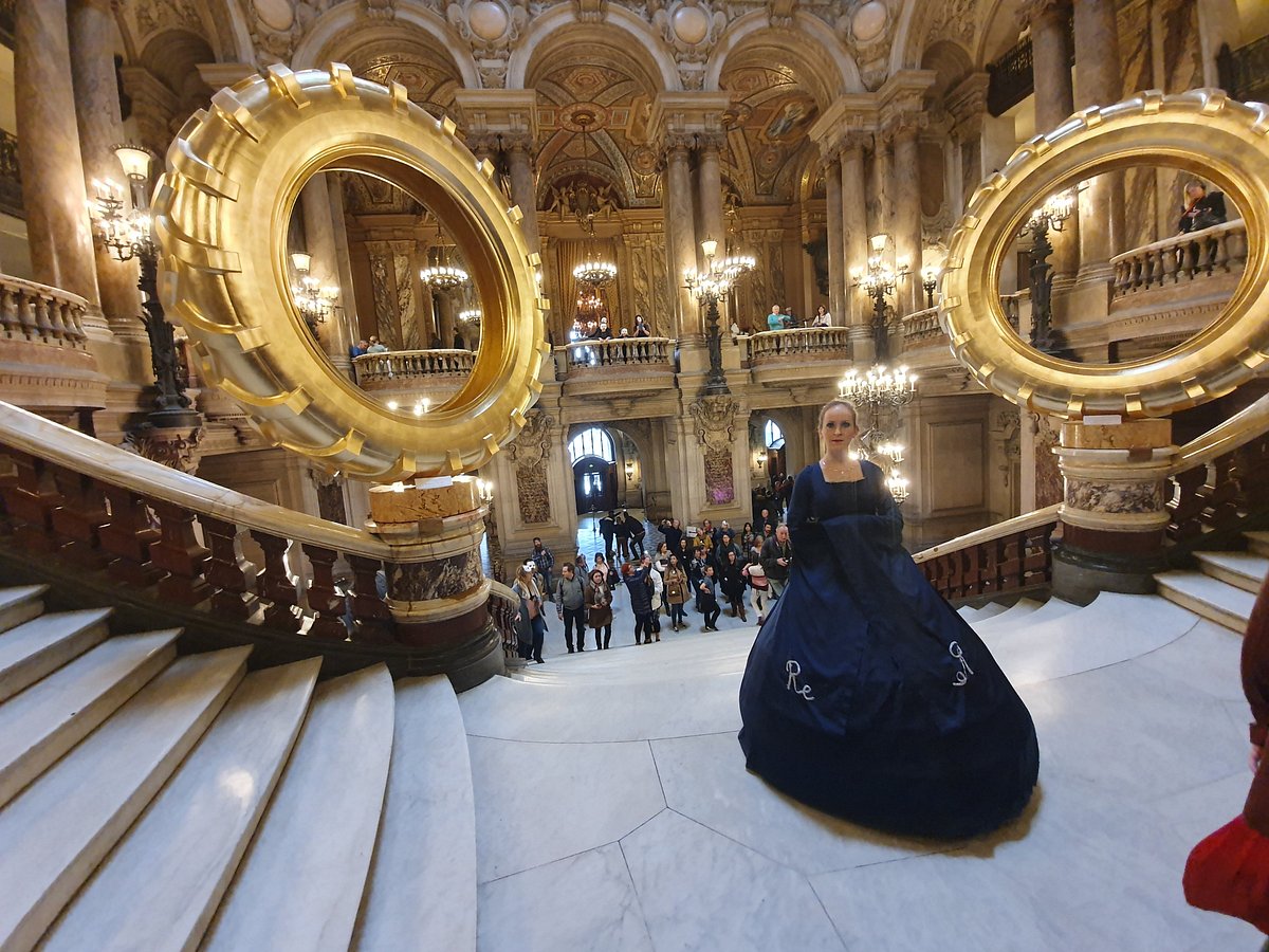 Inside Opera Paris