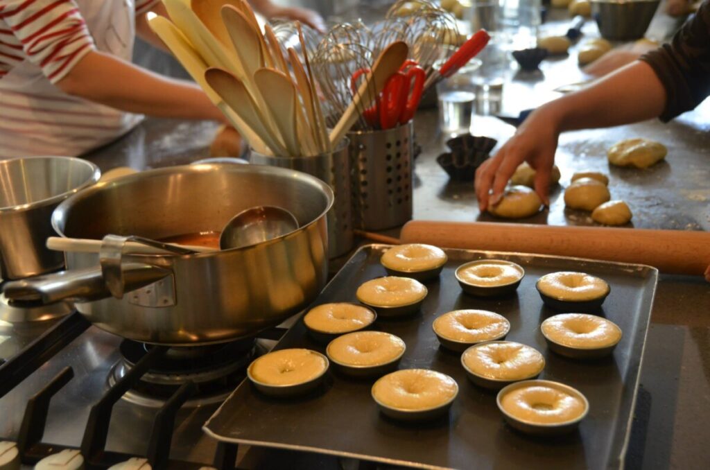 Cooking and baking class in La Cuisine Paris