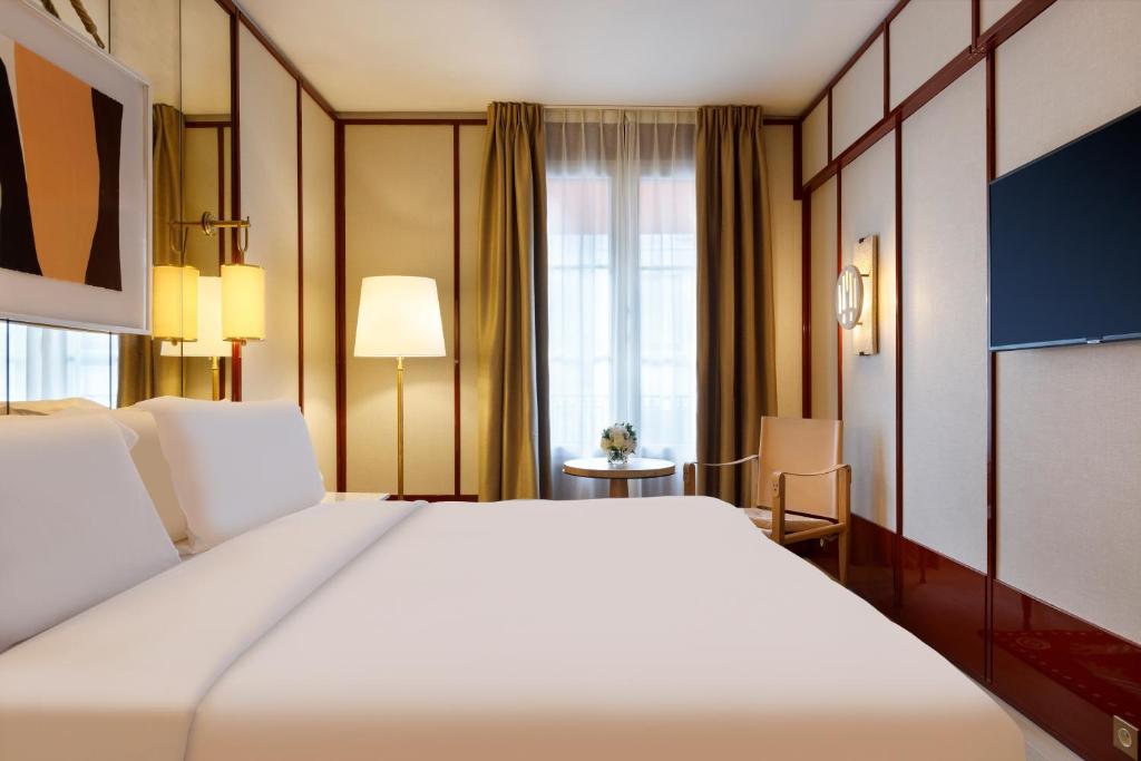 Room in Le Belgrand Hotel Paris Champs Elysees, Tapestry Collection by Hilton