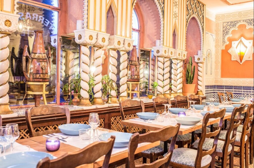 Le Djurdjura restaurant interior