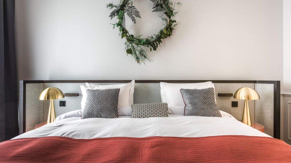 Bed in Maison Montespan, Paris