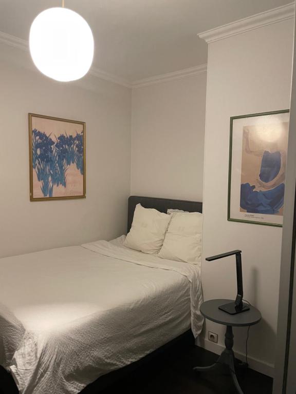 Bed in MAISON PROCHE ROLAND GARROS