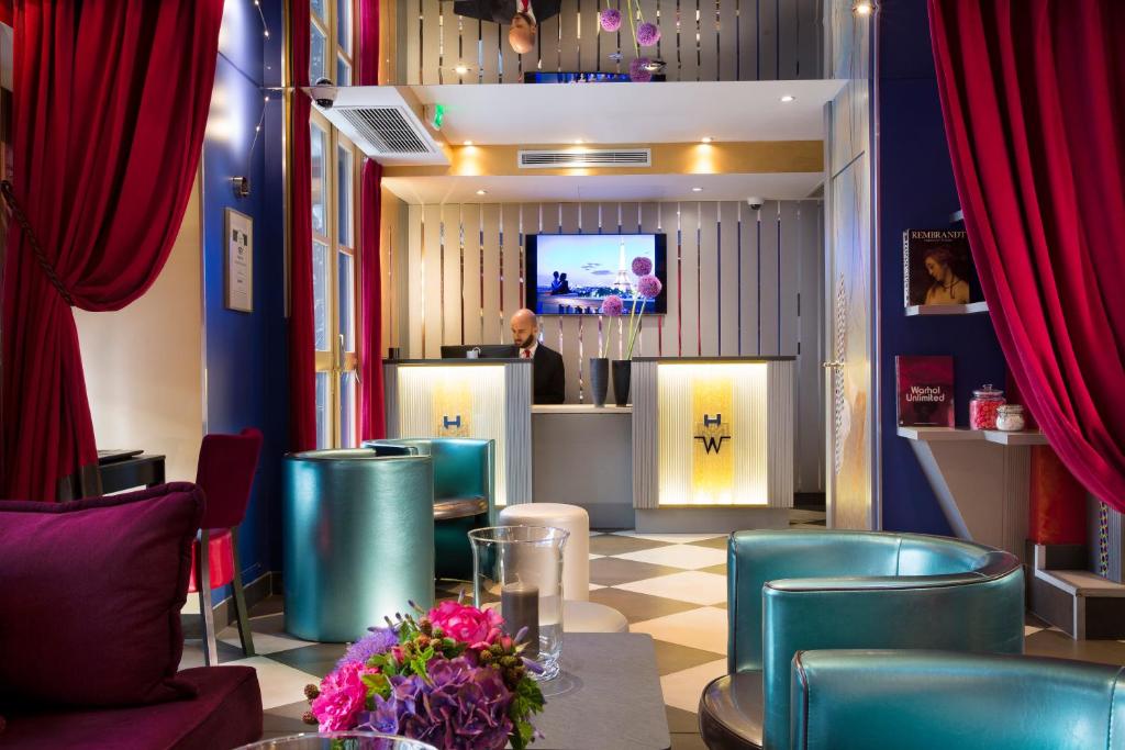 Lobby interior in Monceau Wagram Hotel – Paris