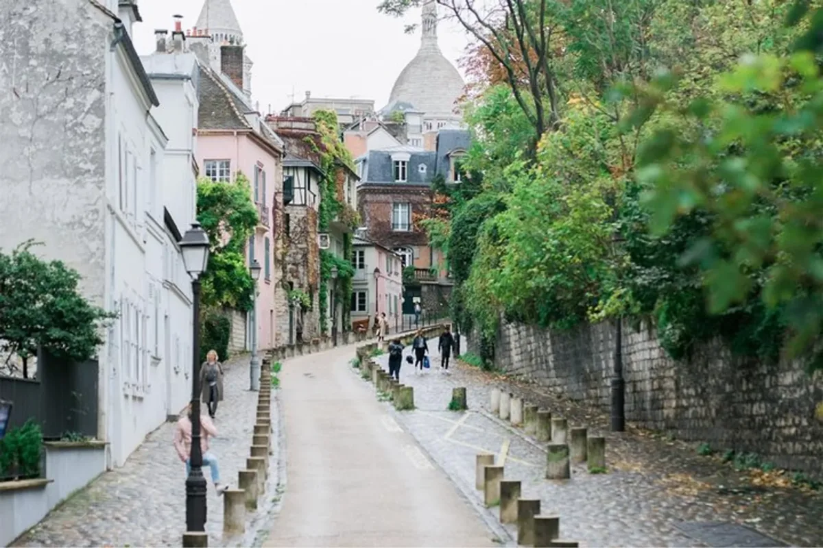 Montmartre Neighbourhood Tour