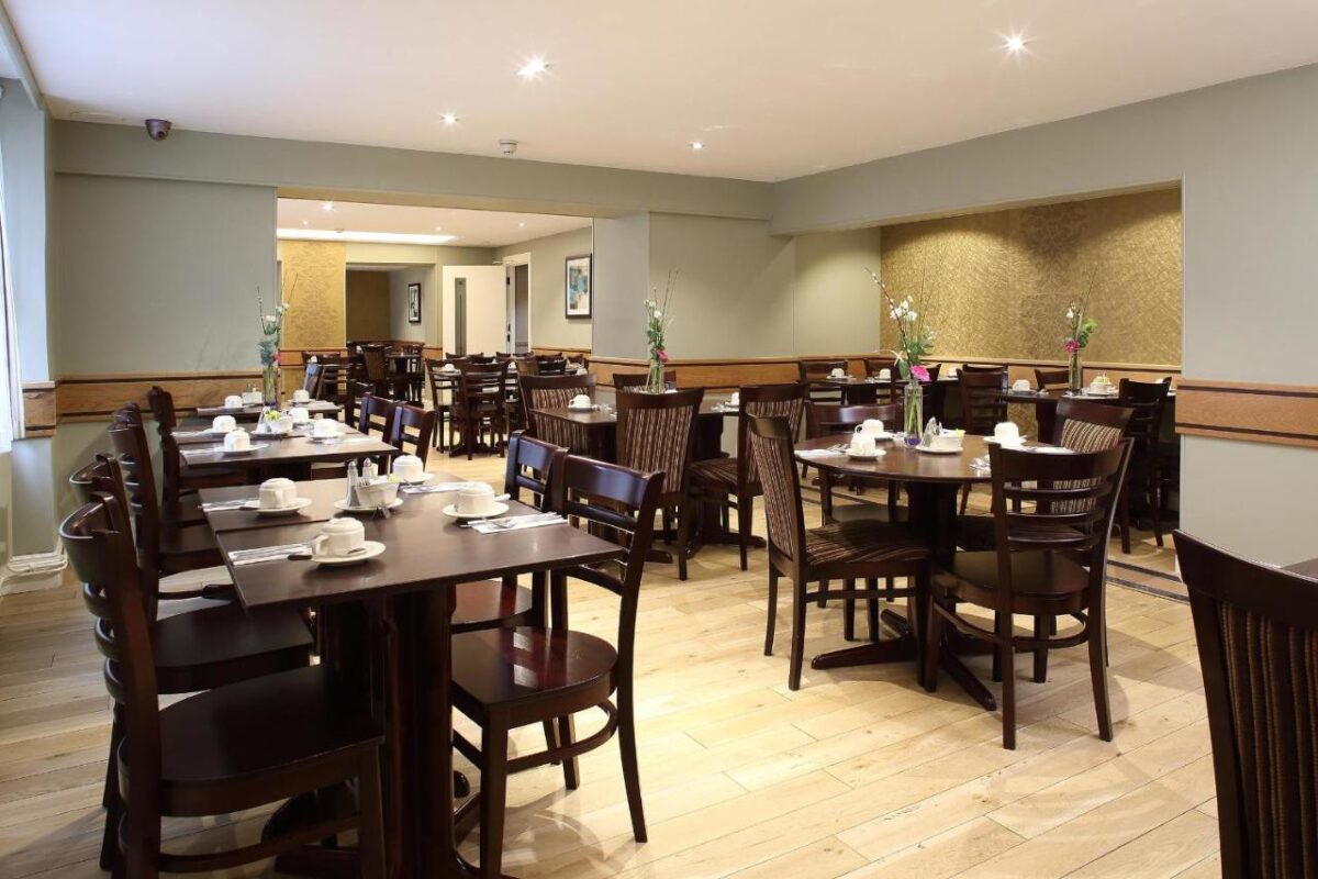 Phoenix Hotel, London
