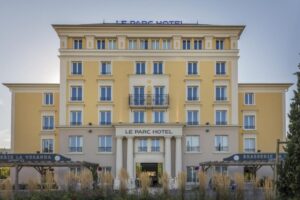 Plessis Parc Hôtel