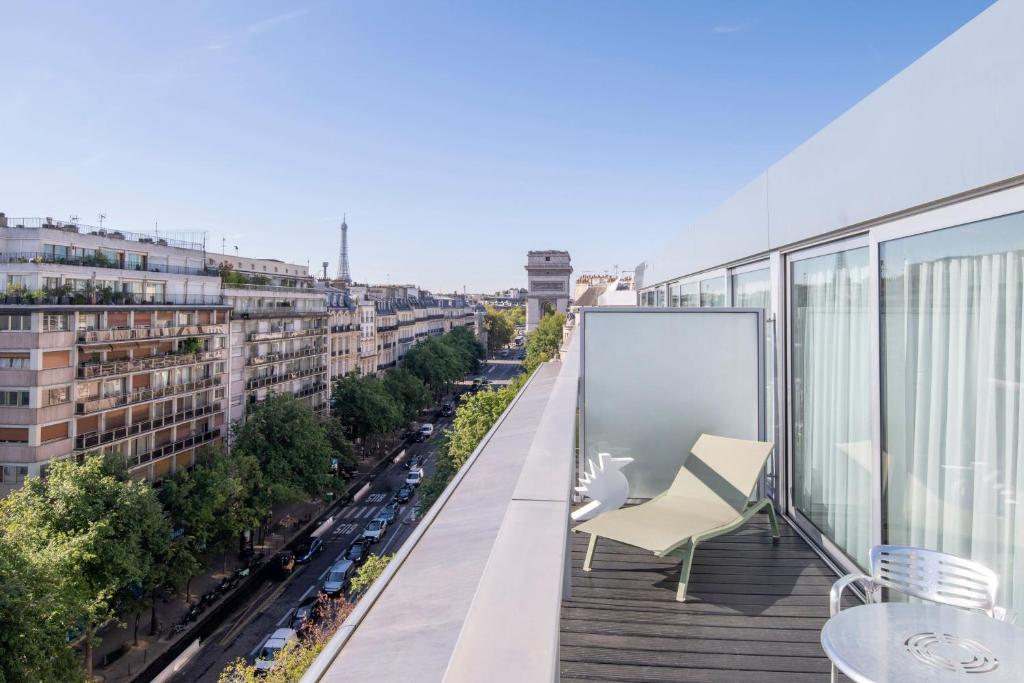 Unlock exceptional value at Renaissance Paris Arc de Triomphe Hotel with a compelling price comparison, showcasing a perfect blend of luxury and affordability.
